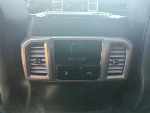 Used 2019 Ford F150 Platinum w/ Equipment Group 701A Luxury image 18