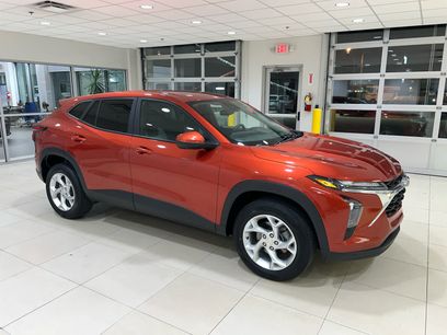 Used 2024 Chevrolet Trax LS w/ LS Convenience Package