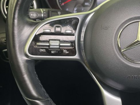 Used 2020 Mercedes-Benz GLC 300 4MATIC image 37