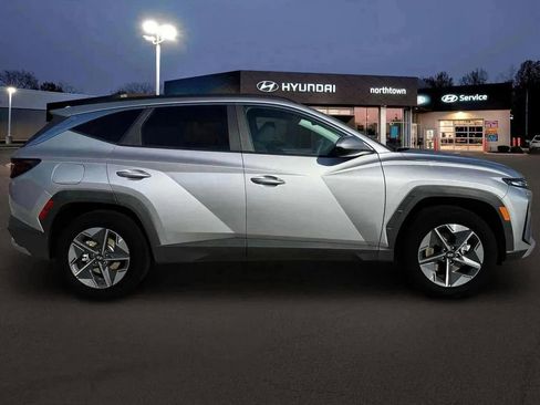 New 2026 Hyundai Tucson SEL AWD/4WD image 9