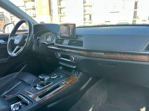 Used 2018 Audi Q5 2.0T Premium image 35