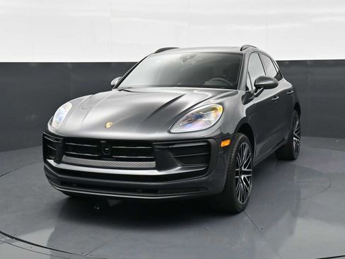 New 2026 Porsche Macan AWD/4WD image 29