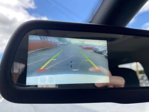 Used 2019 Dodge Journey SE FWD image 34