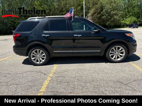 Used 2015 Ford Explorer XLT w/ Equipment Group 202A AWD/4WD image 6