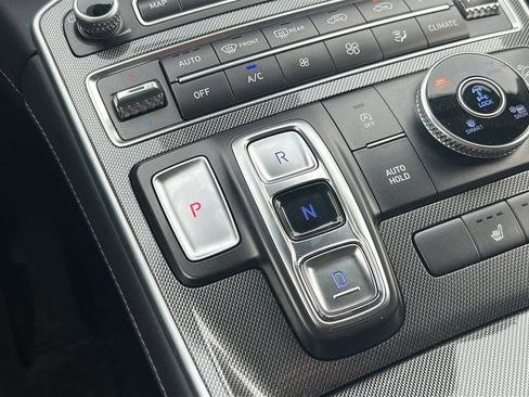 Used 2023 Hyundai Santa Fe SEL w/ Premium Package image 23