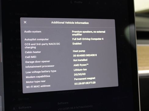 Used 2024 Tesla Model Y Long Range image 13