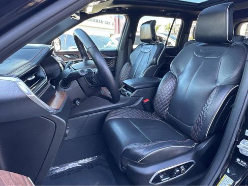 Used 2022 Jeep Grand Cherokee Summit w/ Advanced Protech Group IV image 8