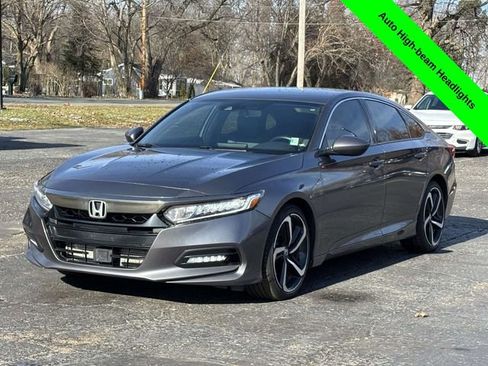 Used 2018 Honda Accord Sport image 27