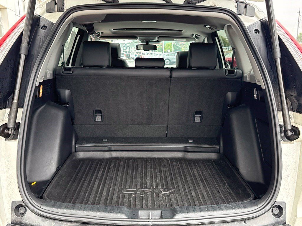 Used 2018 Honda CR-V Touring image 7