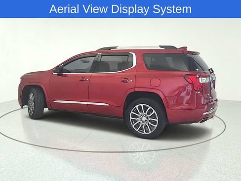 Used 2021 GMC Acadia Denali w/ Denali Technology Package FWD image 3