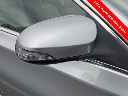 Used 2018 Toyota Avalon XLE Plus image 12