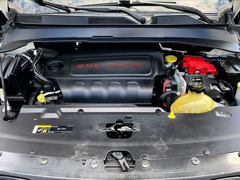 Used 2019 Jeep Compass Latitude AWD/4WD image 30