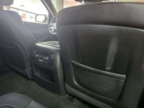 Used 2015 Chevrolet Tahoe LTZ AWD/4WD image 40