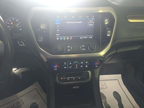 Used 2023 GMC Acadia SLE w/ Driver Convenience Package FWD image 6