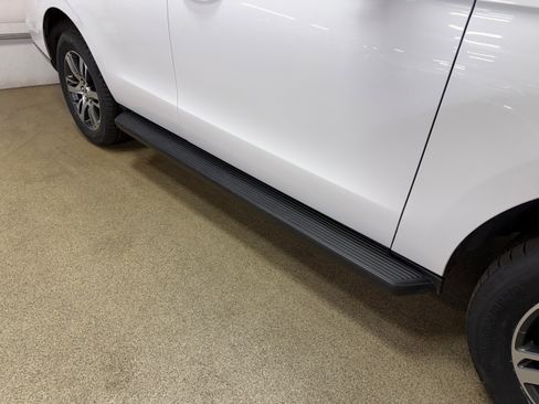 Certified 2024 Ford Expedition Limited image 28