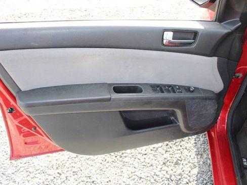 Used 2011 Nissan Sentra 2.0 S w/ Convenience Pkg FWD image 18