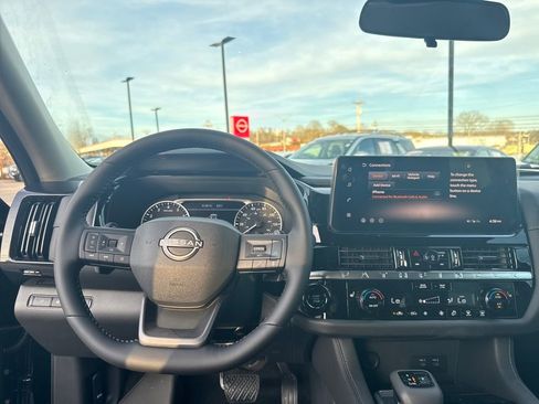 New 2026 Nissan Pathfinder SV AWD/4WD image 14
