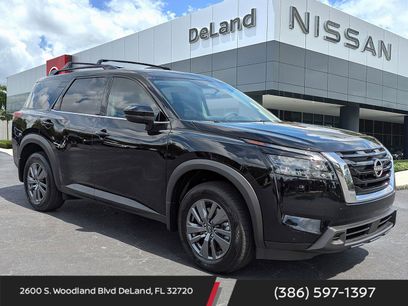 New 2025 Nissan Pathfinder SV