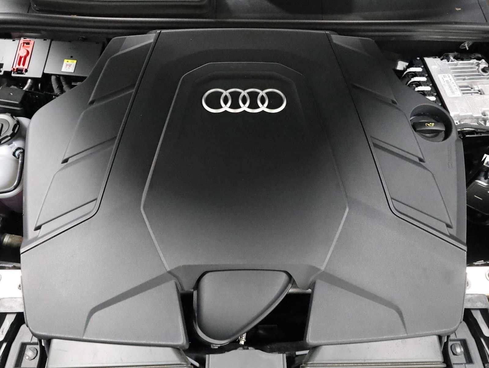 Used 2024 Audi Q8 Premium Plus AWD/4WD image 40