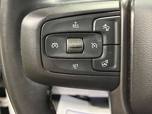 Used 2023 GMC Yukon XL AT4 w/ AT4 Premium Package AWD/4WD image 15