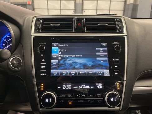 Used 2018 Subaru Legacy 3.6R Limited image 23