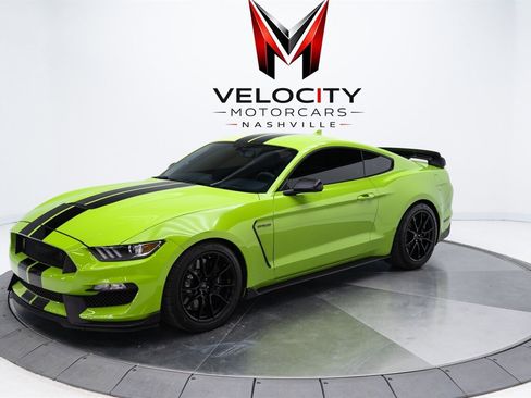 Used 2020 Ford Mustang Shelby GT350 w/ Technology Package image 10