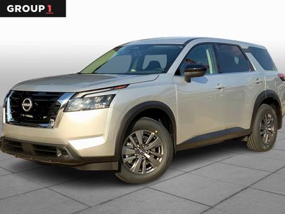 New 2025 Nissan Pathfinder S