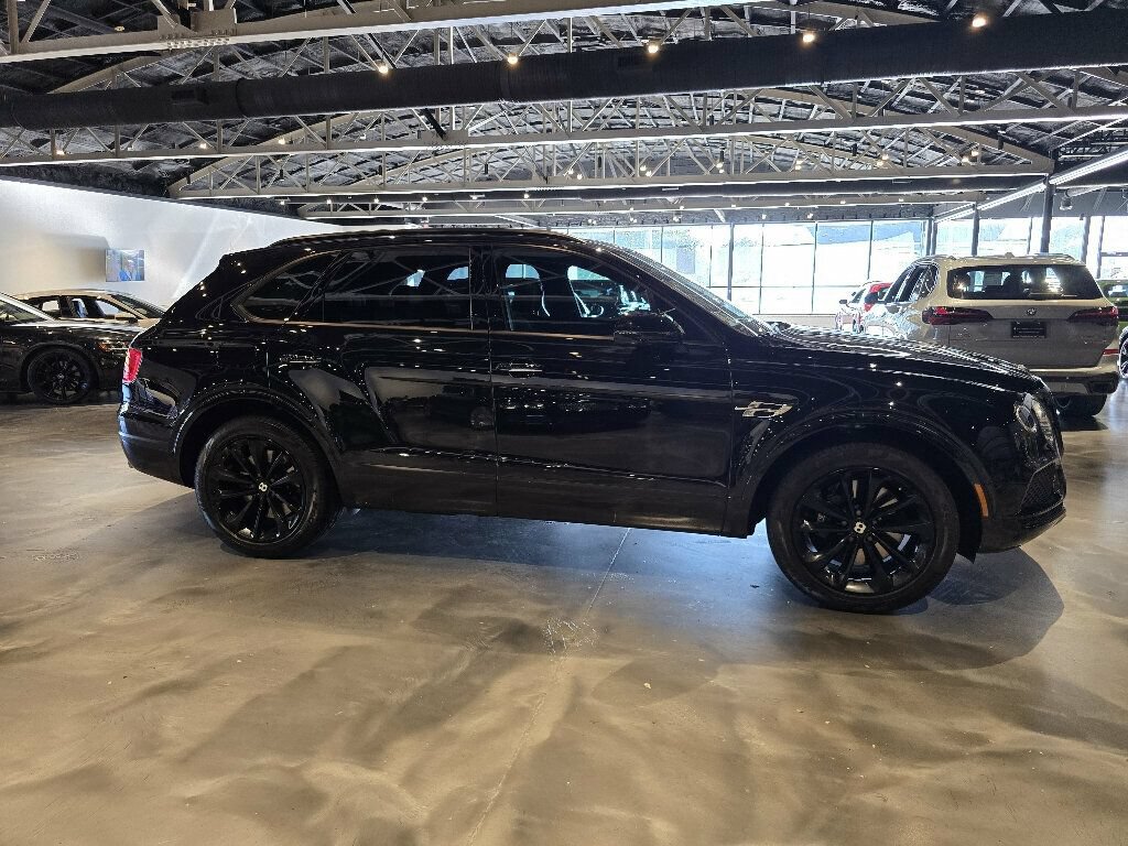 Used 2019 Bentley Bentayga AWD/4WD image 4