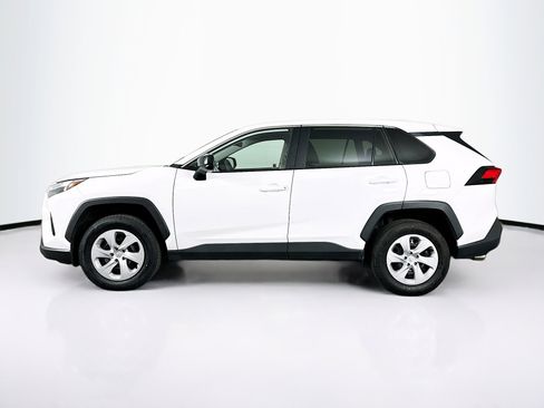 Used 2023 Toyota RAV4 LE image 4