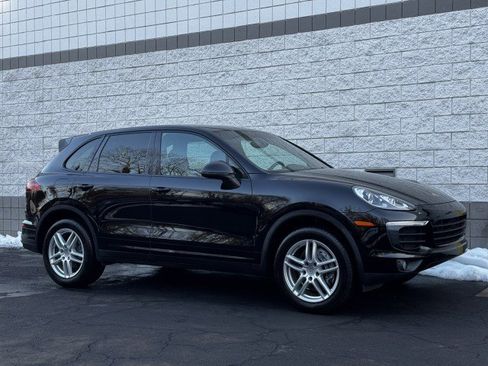 Used 2018 Porsche Cayenne image 4