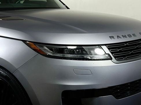 Used 2025 Land Rover Range Rover Sport Autobiography AWD/4WD image 16