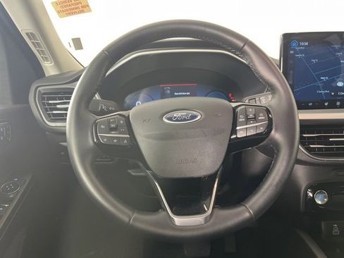 Used 2025 Ford Escape Platinum image 8