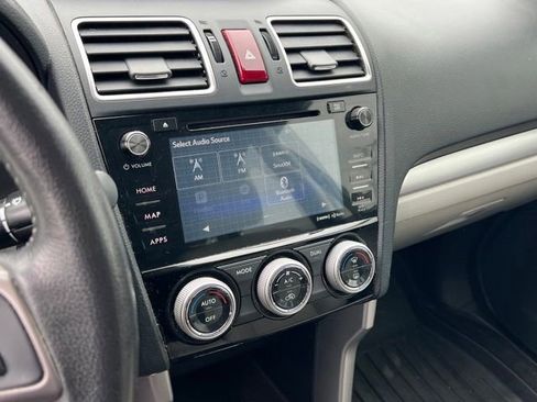 Used 2016 Subaru Forester 2.5i Touring w/ Eyesight & Navigation System AWD/4WD image 20