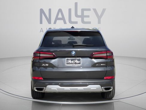 Used 2023 BMW X5 xDrive45e AWD/4WD image 4