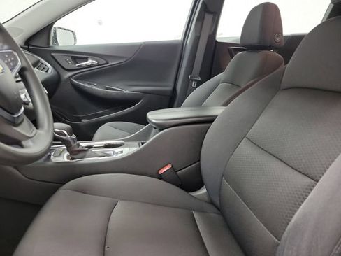 Used 2024 Chevrolet Malibu LT FWD image 17