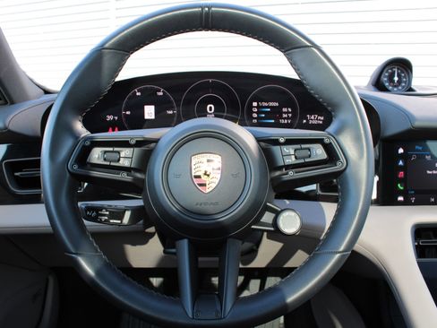 Used 2023 Porsche Taycan 4S image 15