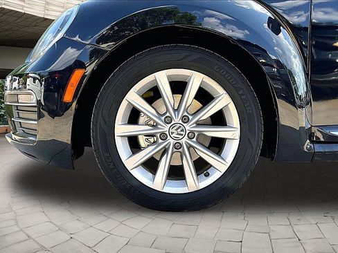 Used 2017 Volkswagen Beetle 1.8T SE FWD image 7