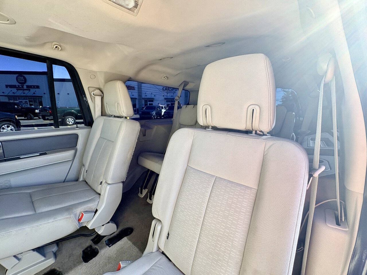 Used 2012 Ford Expedition EL XLT AWD/4WD image 18
