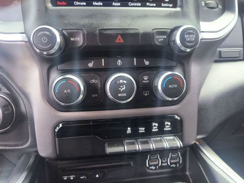 Used 2019 RAM 1500 Big Horn image 18