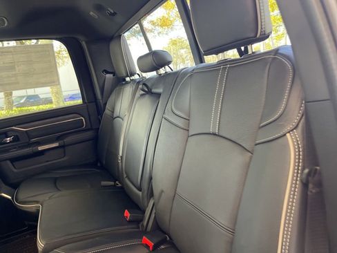 New 2023 RAM 2500 Limited image 32