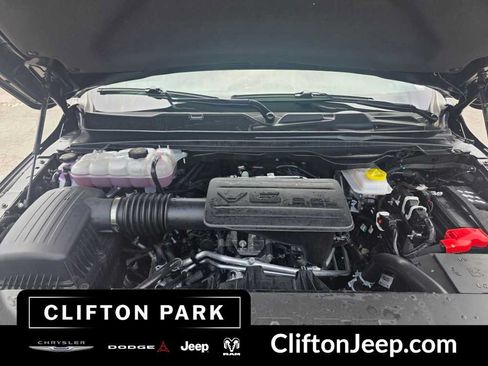 Certified 2025 RAM 1500 Tradesman w/ Off Road Group AWD/4WD image 27