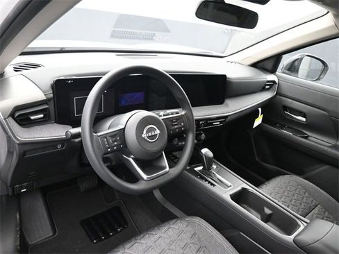 New 2026 Nissan Kicks SV image 18