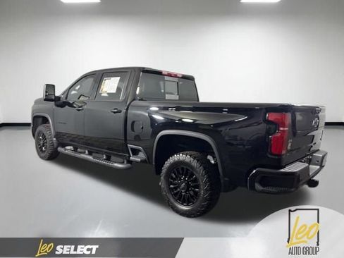 Used 2024 Chevrolet Silverado 2500 LTZ w/ LTZ Plus Package image 6