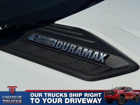 Used 2024 Chevrolet Silverado 3500 LT AWD/4WD image 5