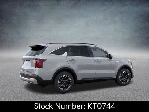 New 2026 Kia Sorento S FWD image 6