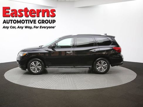 Used 2019 Nissan Pathfinder SV image 60