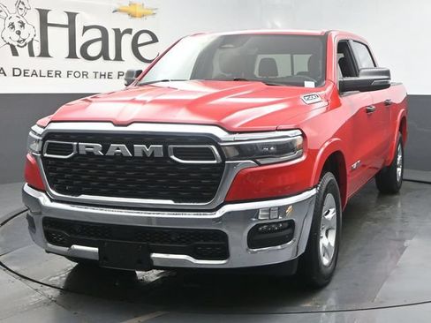 Used 2025 RAM 1500 Big Horn AWD/4WD image 7