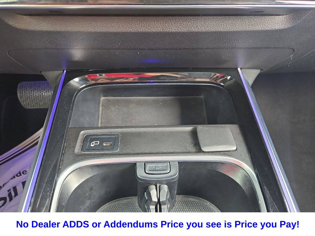 Used 2023 Mercedes-Benz GLB 250 4MATIC w/ Premium Package image 36