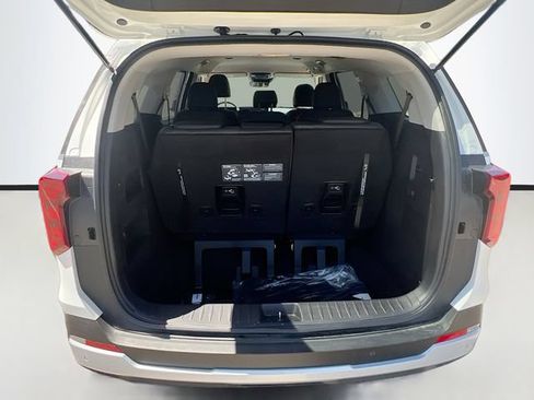 New 2026 Kia Carnival FWD image 27
