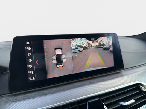 Used 2019 BMW M5 w/ Executive Package image 40